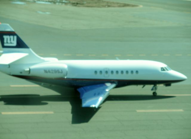 Dassault Falcon 2000 (N429SJ)