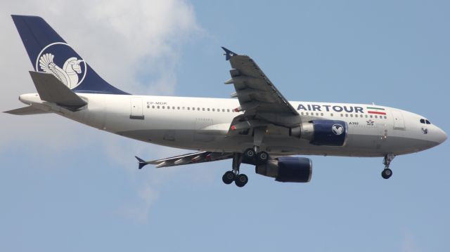 Airbus A310 (EP-MDK)