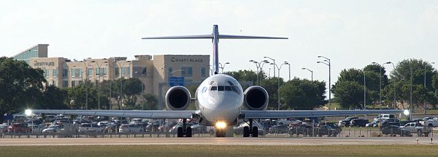 Boeing 717-200 (N987DN)