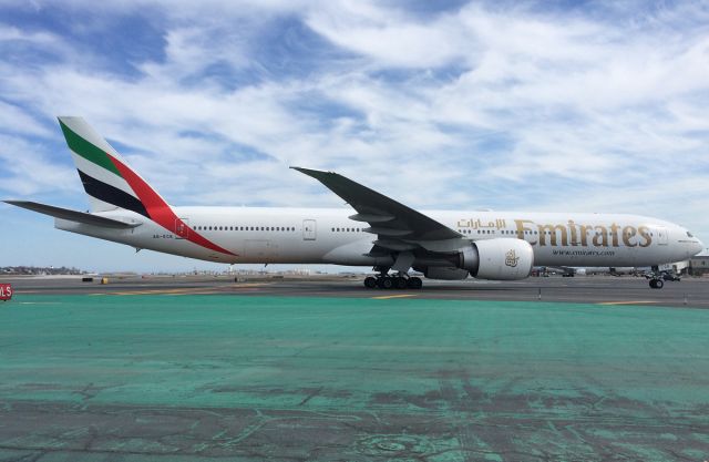 BOEING 777-300ER (A6-ECK) - Emirates Airlines A6-ECK arriving from Dubai