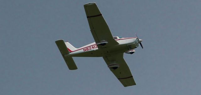 Piper Cherokee (N8241Z) - This is based at Henstridge (EGHS) - an airfield in the South of England, where the picture was taken