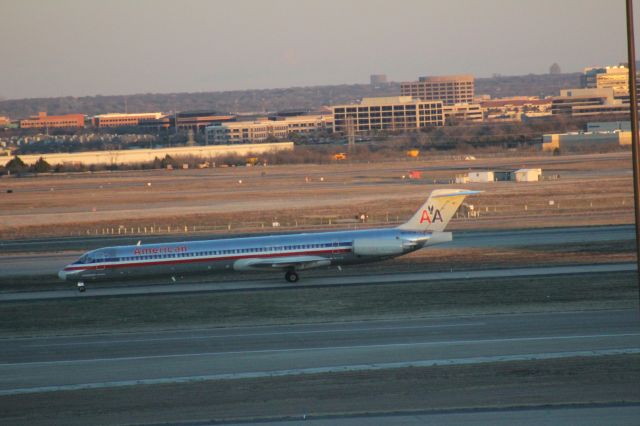 McDonnell Douglas MD-83 (N978TW) - 013013 rotating on Rwy35L