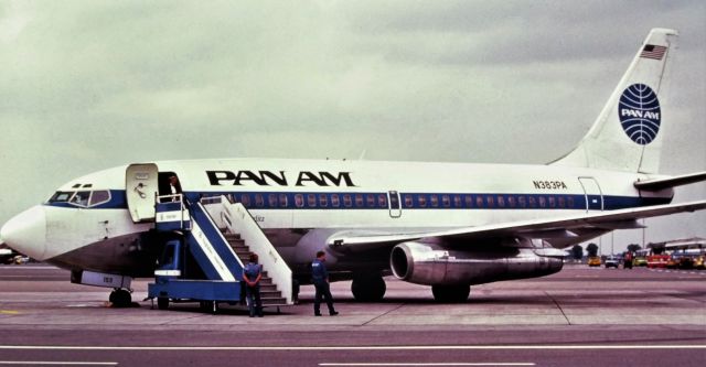 Boeing 737-200 (N383PA) - 1981