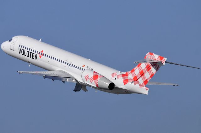 Boeing 717-200 (EC-LPM) - New Airline of Spain. Commenced operations 5.April 2012