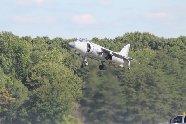 — — - N94422   British Aerospace Sea Harrier