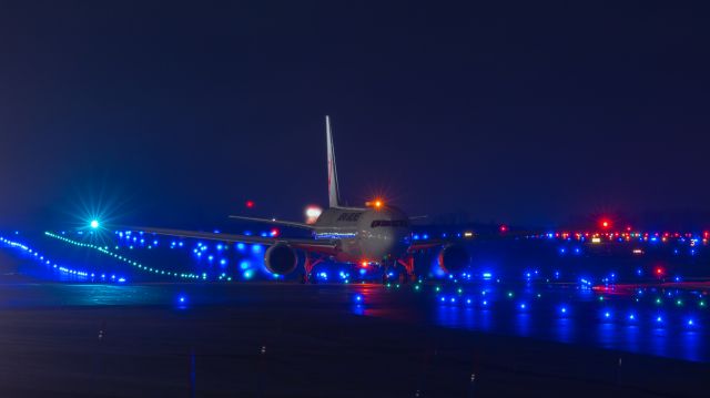 BOEING 767-300 (JA657J) - Japan Airlines / 767-346/ERbr /Mar.13.2016 Hakodate Airport [HKD/RJCH] JAPAN