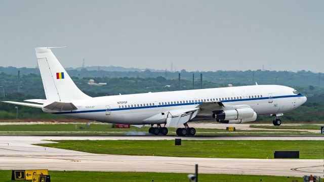 Boeing 707-300 (N707GF) - 13R arrival.br /4/7/20