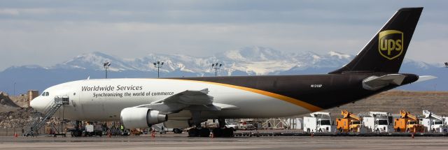 Airbus A300F4-600 (N131UP)