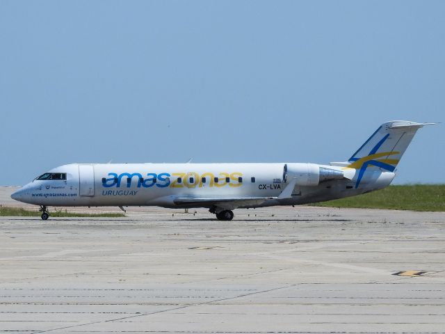 Canadair Regional Jet CRJ-200 (CX-LVA)