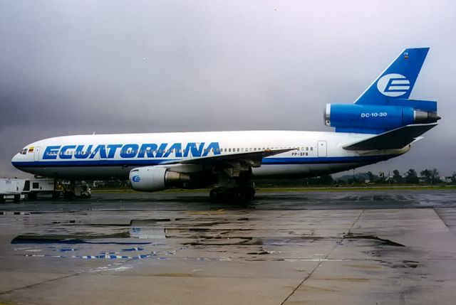 McDonnell Douglas DC-10 (PP-SFB)