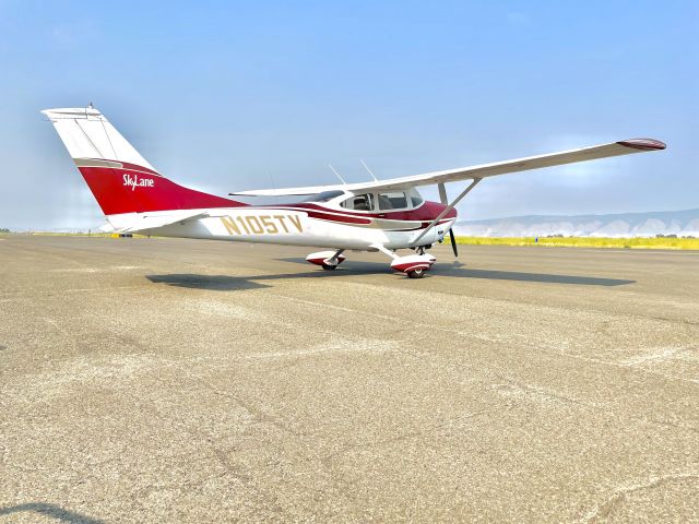 Cessna Skylane (N105TV)