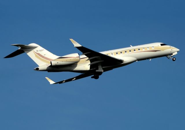 Bombardier Global Express (M-ASRI) - a rel=nofollow href=http://lfpb-didairbus.blogspot.fr/http://lfpb-didairbus.blogspot.fr//abr /21/10/2012