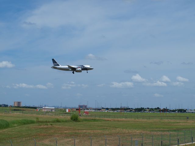 Airbus A319 (N254NK)