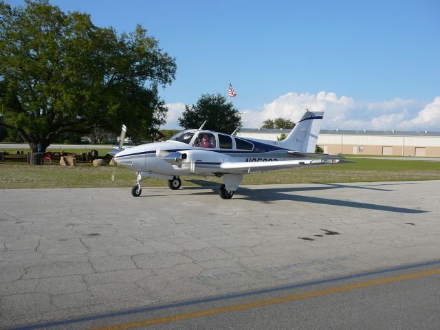 Beechcraft 55 Baron (N8589R)