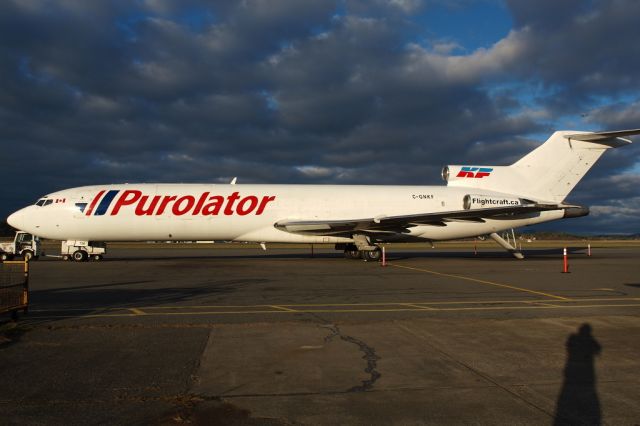 BOEING 727-200 (C-GNKF)