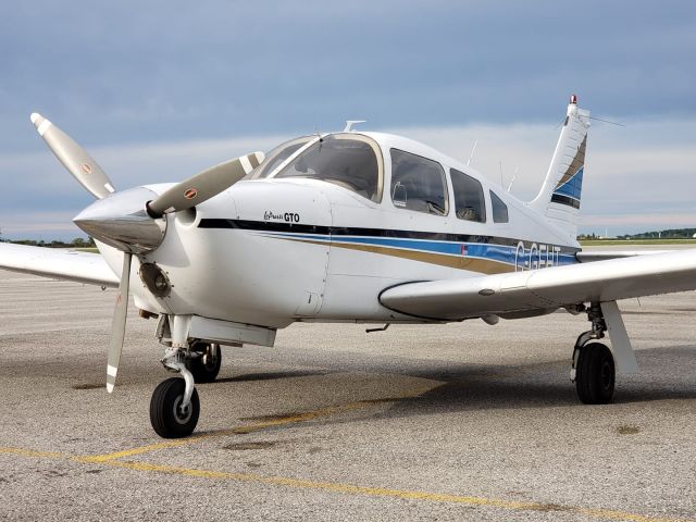 Piper Cherokee (C-GEHT) - On the ramp at CYSN