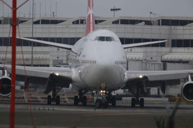 Boeing 747-400 (VH-OJS)