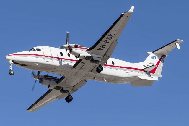 Beechcraft 1900 (VH-PSK) - B1900, on approach.