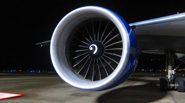 Boeing 777-200 (G-VIIO)
