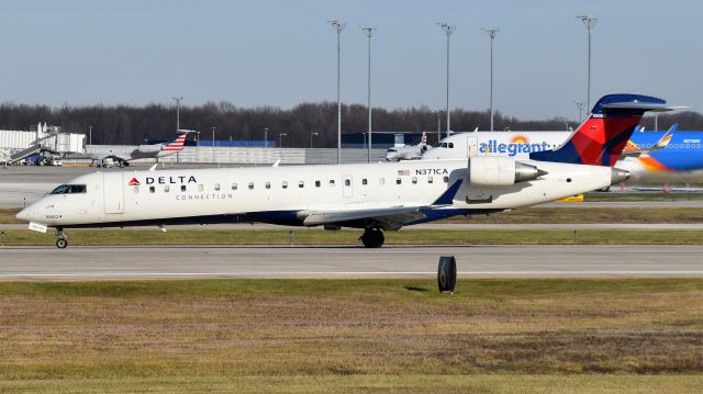 Canadair Regional Jet CRJ-700 (N371CA)