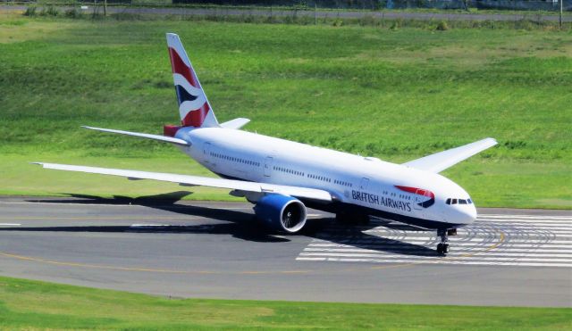 Boeing 777-200 (G-VIIY)