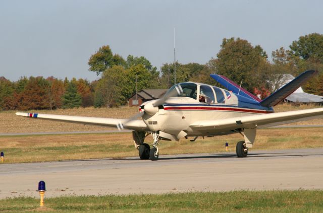 Beechcraft 35 Bonanza (N4593D)