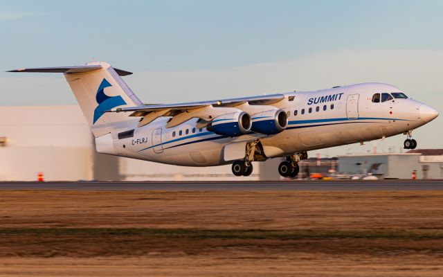 Avro Avroliner (RJ-85) (C-FLRJ)