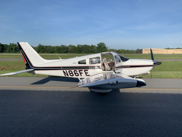 Piper Cherokee (N86FE)