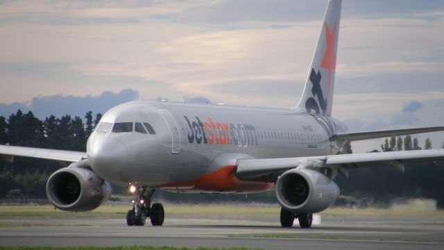 Airbus A320 (VH-VGY)