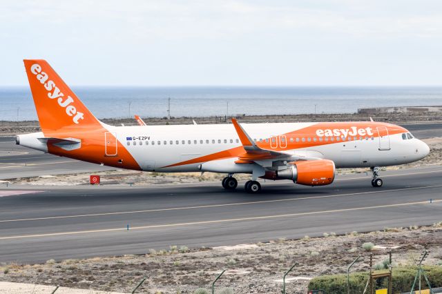 Airbus A320 (G-EZPV)