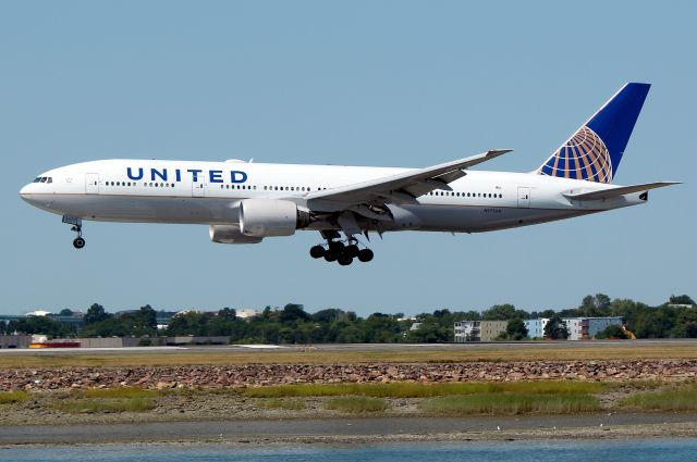 Boeing 777-200 (N777UA) - United 998 from Brussels to Newark arriving at Logan from fuel and a crew swap.