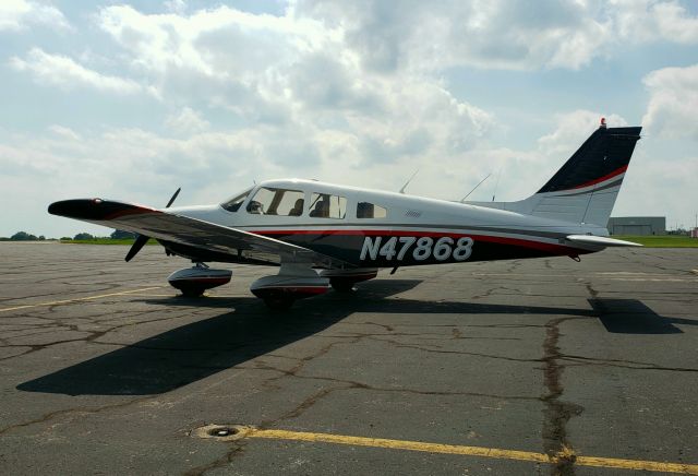 Piper Cherokee (N47868) - New paint & interior!