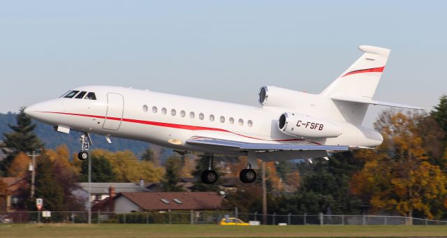 Dassault Falcon 900 (C-FSFB)