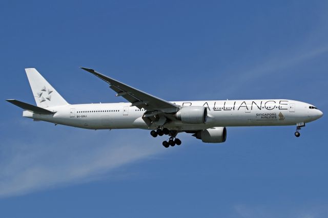 BOEING 777-300 (9V-SWJ) - "Star Alliance" livery
