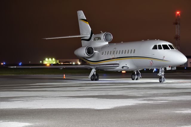 Dassault Falcon 900 (N672WM)