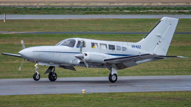 Cessna 402 (VH-KEZ)