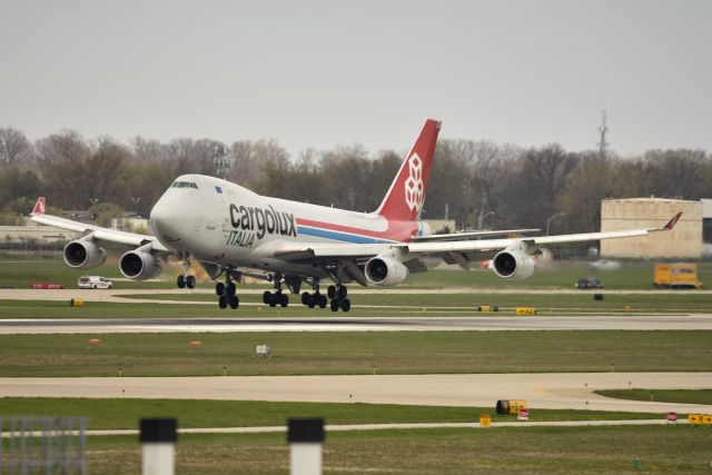 Boeing 747-400 (LX-YCV) - 04-22-22