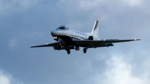 North American Sabreliner (N465PD) - On final is this 1980 North American Rockwell Sabre 65 from the Winter of 2021.