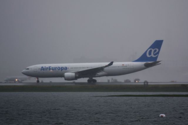 Airbus A330-200 (EC-JZL) - Air Europas inaugural arrival to Logan Airprt just as heavy rains moved into the Boston area. 