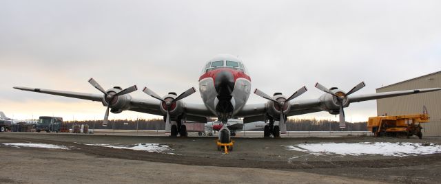 Douglas DC-6 (N43872)