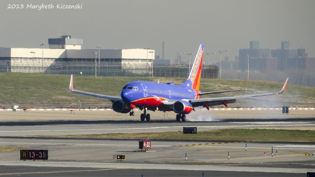 — — - Flight was delayed, so photographed some inbound airplanes!