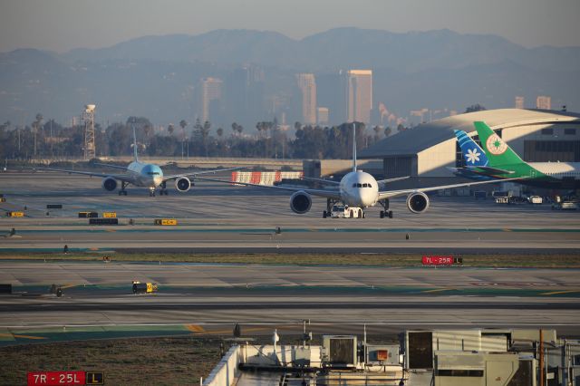 Boeing 787-9 Dreamliner (4X-EDB)