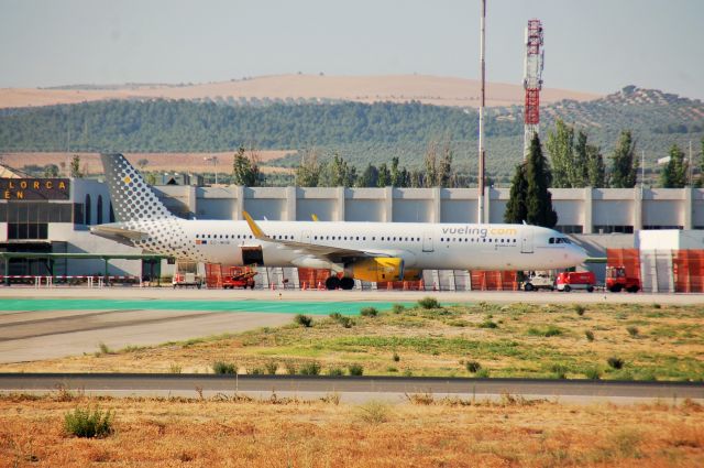 Airbus A321 (EC-MHB)