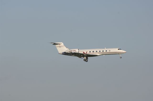 Gulfstream Aerospace Gulfstream V (HB-IGM) - Final Approach to HND Airport R/W22 on 2011/09/12