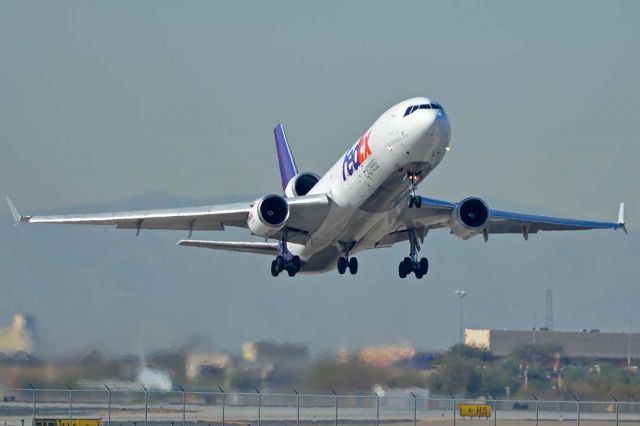 Boeing MD-11 (N585FE) - FedEx Express McDonnell-Douglas MD-11F N585FE at Phoenix Sky Harbor on December 22, 2017.