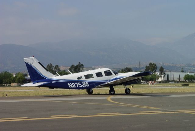 Piper Seneca (N275JM)