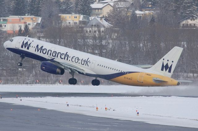 Airbus A321 (G-OJEG)