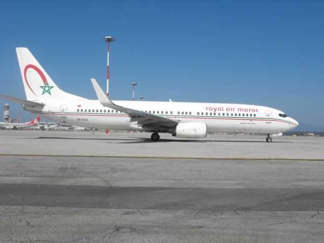 Boeing 737-800 (CN-ROZ)