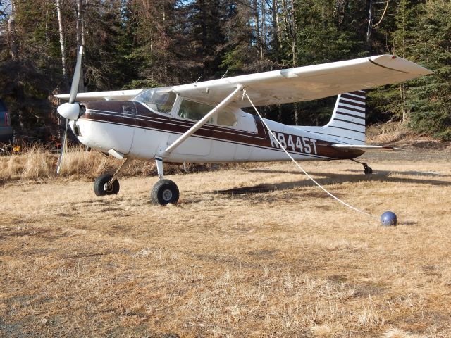 Cessna Skylane — - I took this picture before going on a flight on this aircraft with the owner 