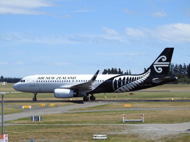 Airbus A320 (ZK-OXC)